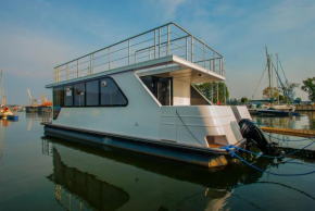 AMBER HOUSEBOAT